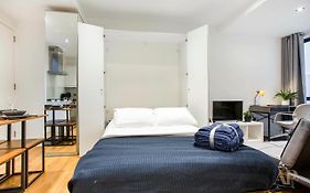 Spacious Lower Ground Studio Apartment With Private Patio Near Warren Street